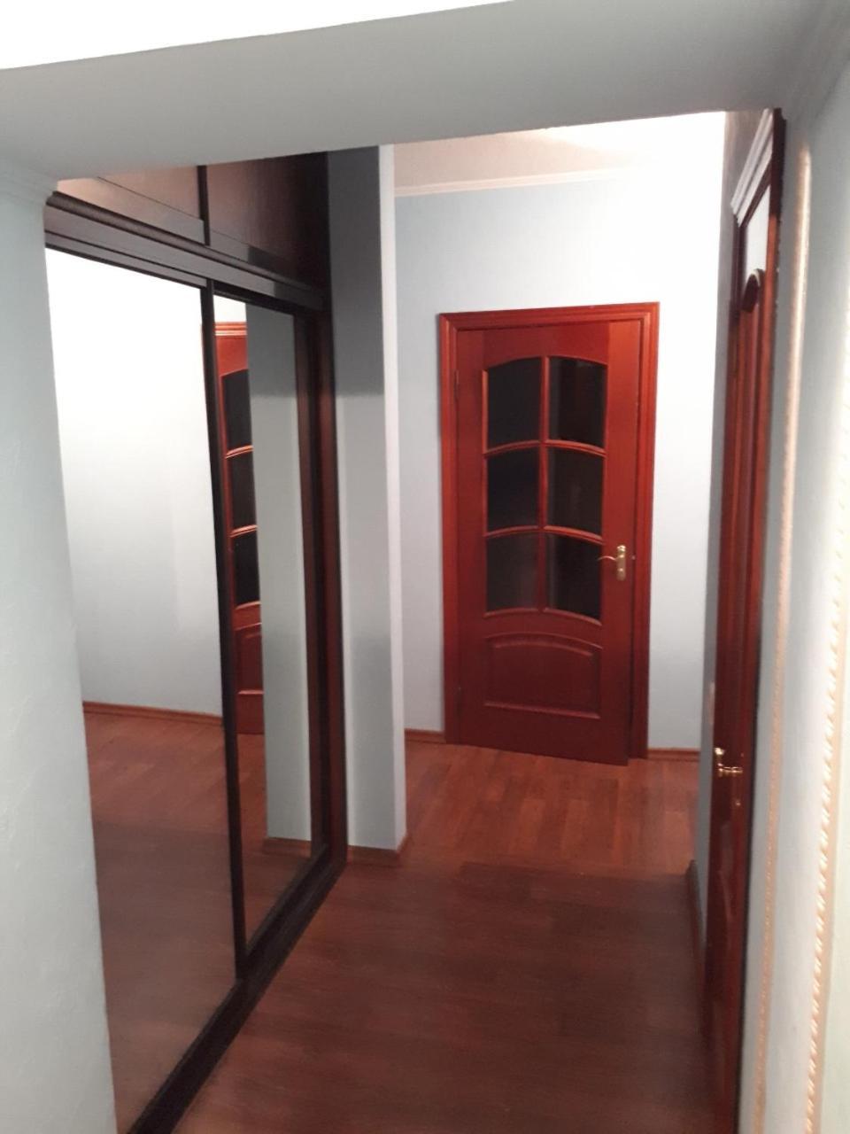 Хостел Оболонь Kiew Exterior foto